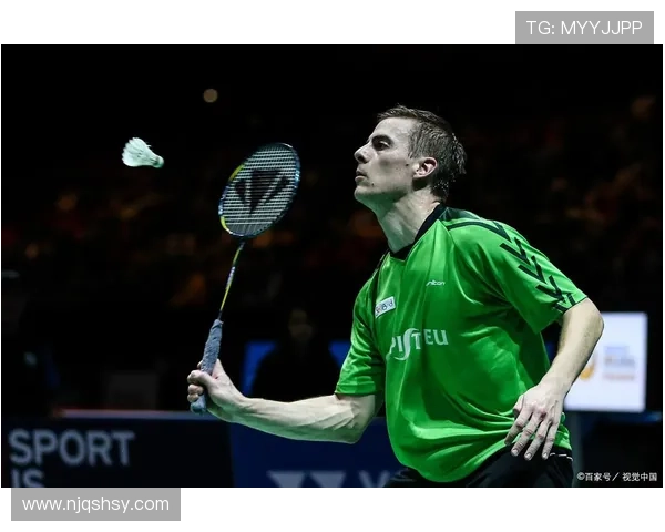 武汉羽毛球队在欧锦赛积分榜上以72分稳居第一名表现出色